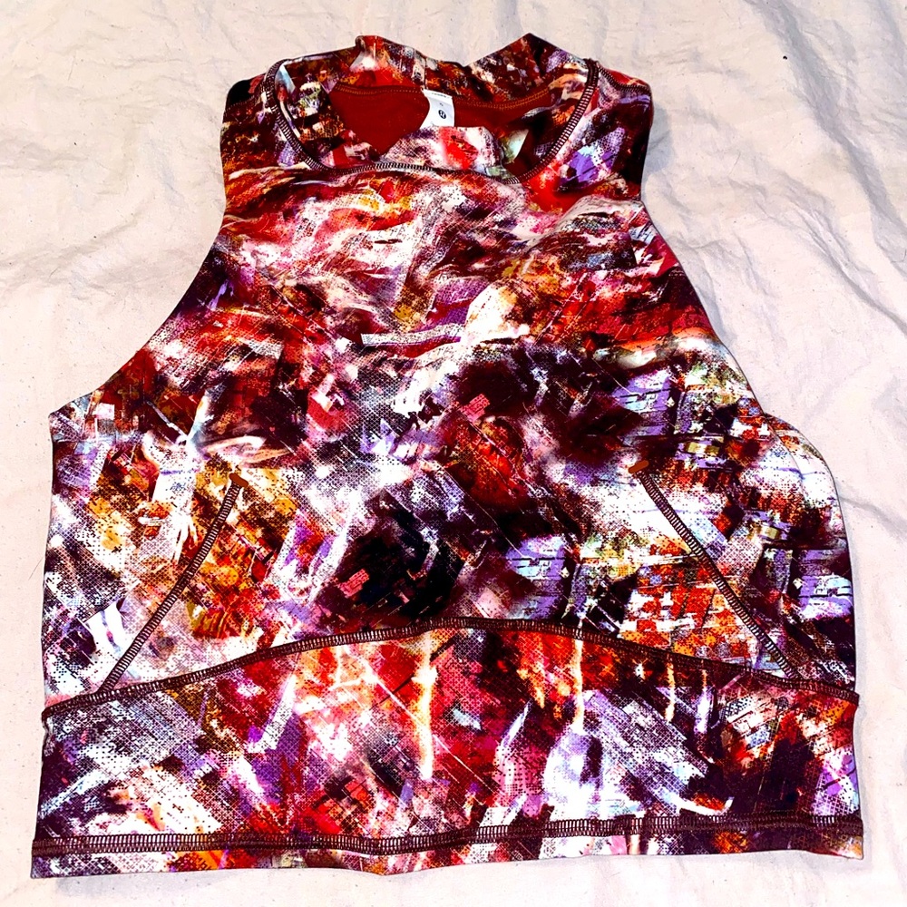 Lululemon everlux and mesh crop top size 6